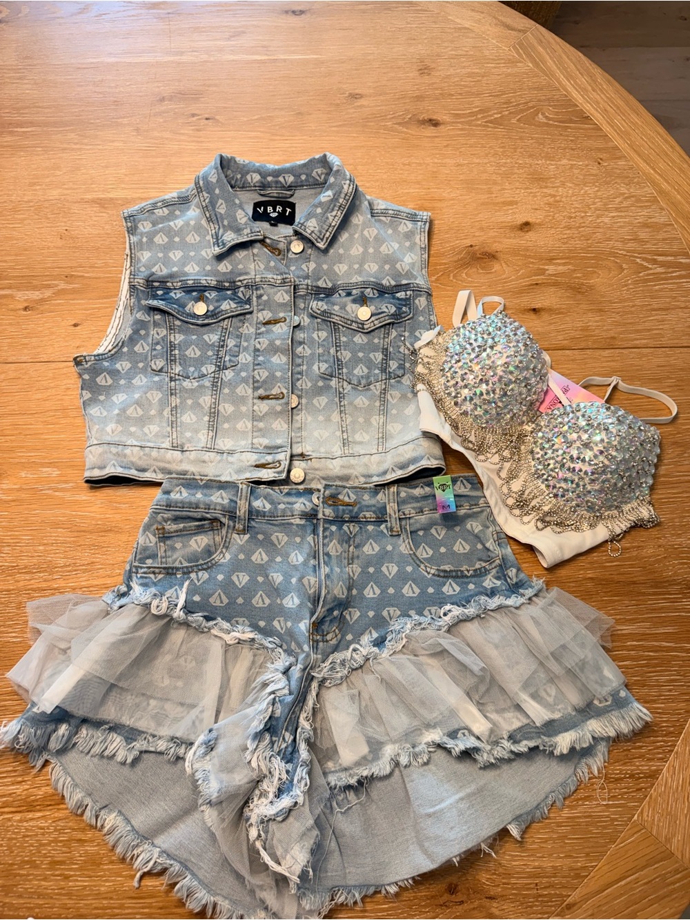 VBRT Denim Crop Vest & Tulle Ruffle Shorts Set - Light Blue